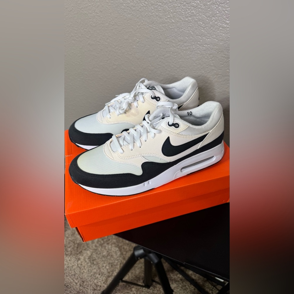 Nike Men's Golf AirMax 1 OG Black and White Sneakers. Size 10 Brand New